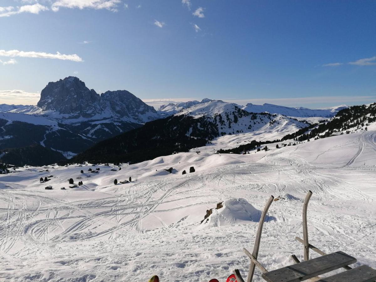 Apartments Montblanc Sella Ortisei Eksteriør bilde